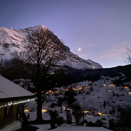 赫沙夫特木屋酒店