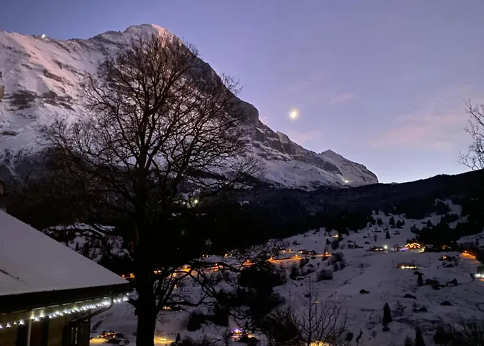 赫沙夫特木屋酒店
